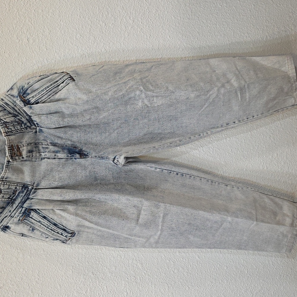 Code Zero Light Wash High-Waisted Jeans - Picture 5 of 11